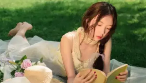 张馨予玻璃楼梯提醒