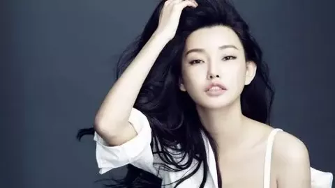 桦加沙记者拴安全绳