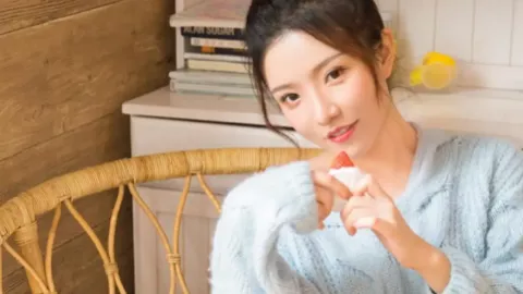 侵入式脑机接口