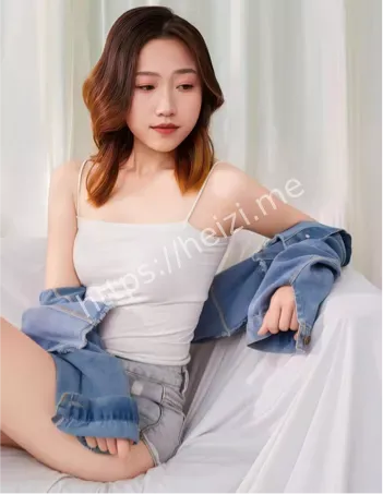 吴静怡