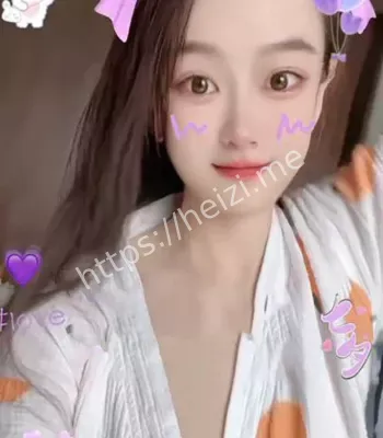 细腰翘臀
