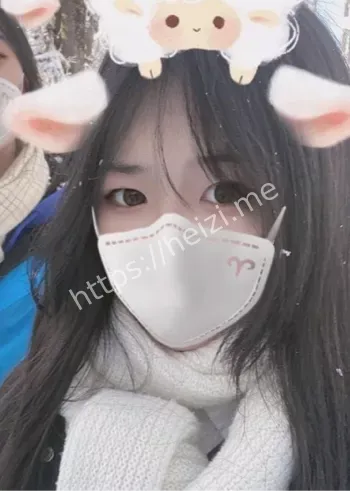 清纯大学生