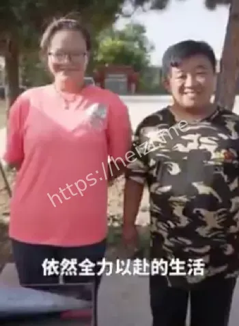 山西卖油条女孩