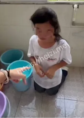 苍梧县女生扇耳光