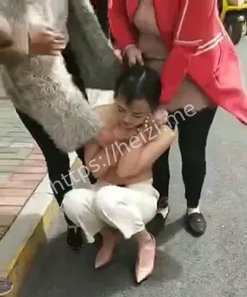 小三社死