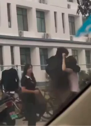 校园网恋对象卷入暴力事件