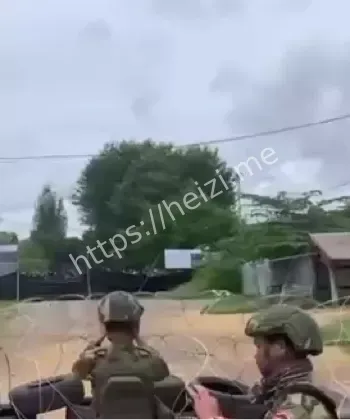 铁丝网设障与人群对峙