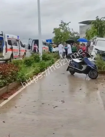 平南三环路车祸