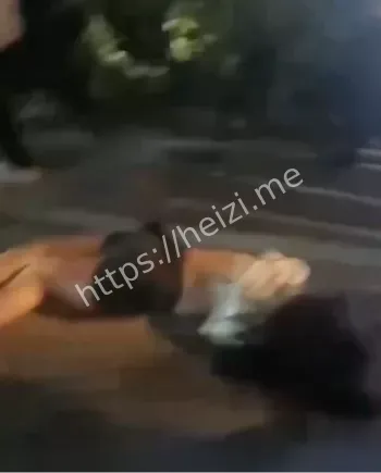 男子驾车报复社会冲撞人群