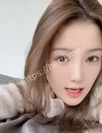 直播故意走光迷惑粉丝