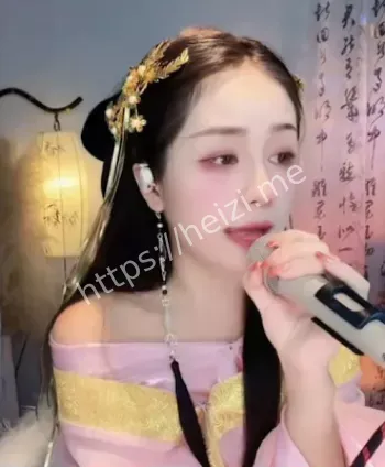 抖音女主播思思Alora