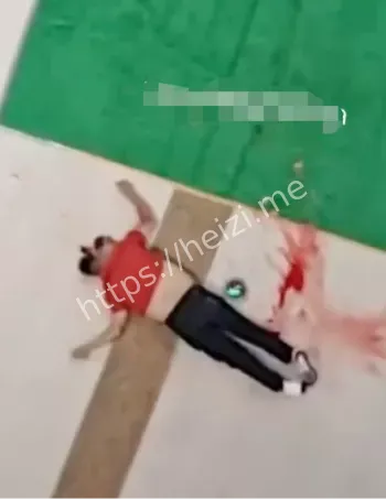 苏宁商场跳楼脑浆崩裂现场