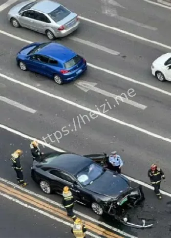 陈震劳斯莱斯闪灵车祸细节