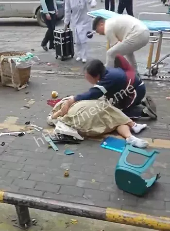 女司机失控