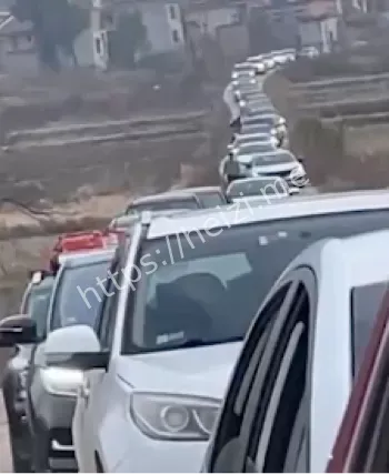 公路甲级战犯粤J2888T