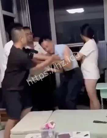 老婆偷人被抓包