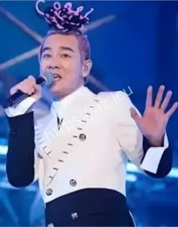 陈小春演唱会落泪