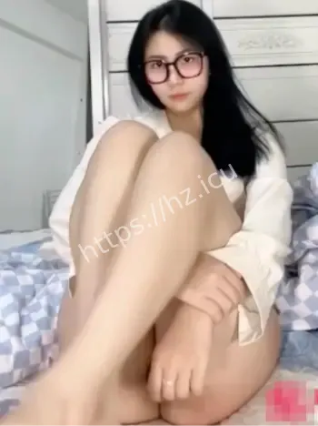 广东嫩妹道具自嗨流出