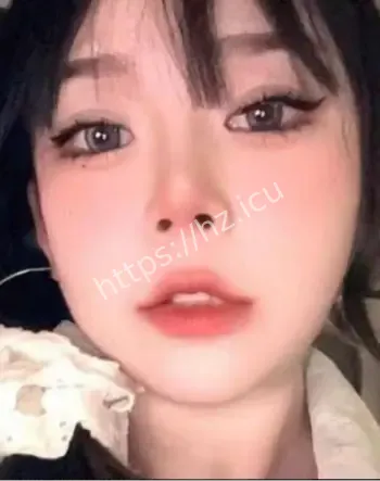 女大学生人设崩塌