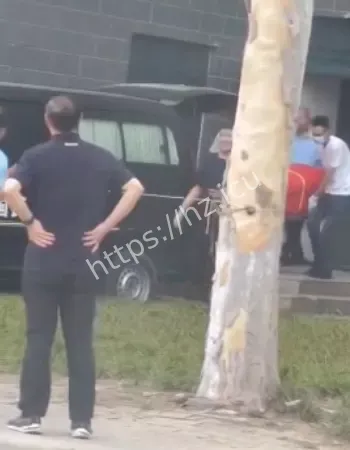 女生宿舍为爱互砍事件
