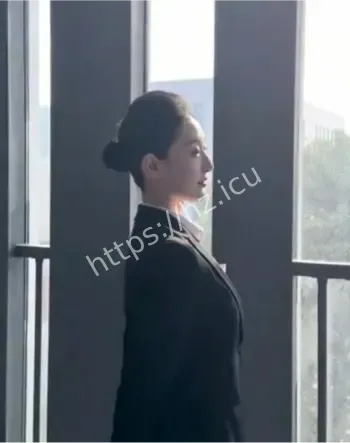 董欣女上位骑乘视频