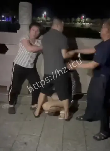 现场撕头发大骂视频曝光