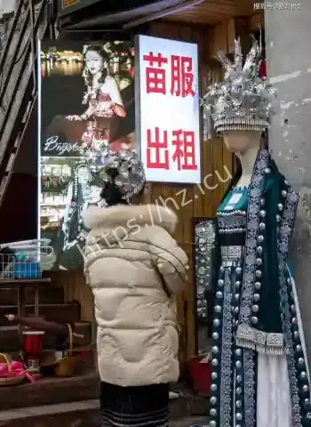 变装视频爆火后
